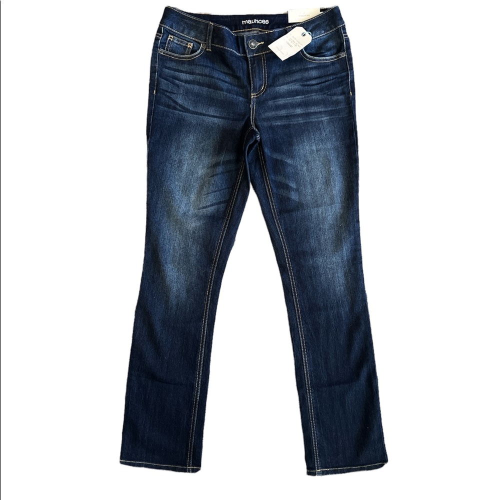 Maurice’s straight leg pants , sits below the waist. Slim hip and thigh.